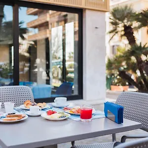 **** Hotel Fly Deco Italia