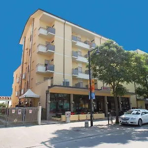 ** Hotel Frontemare Italia