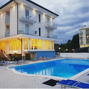 *** Hotel Mercedes Italia